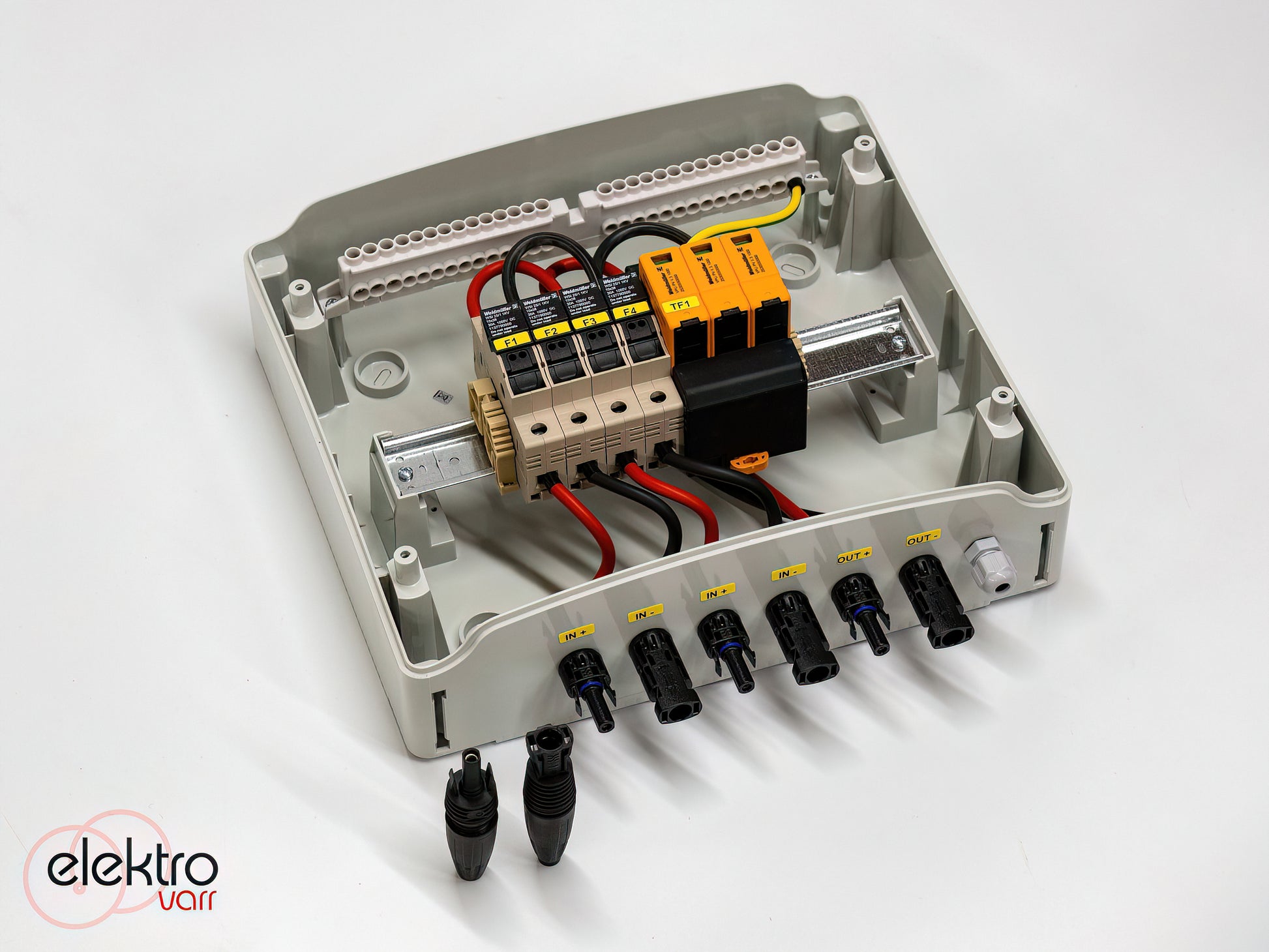 DC oldali 2 string - 1 munkapont védelmi dobozok